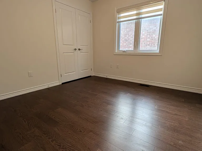 132 Laing Dr — Photo 13