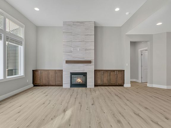 4th image of 10925 71st Avenue Ct E