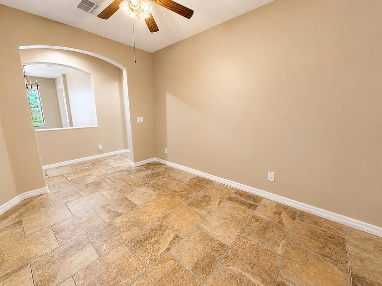 8206 S 22nd Ln — Photo 16