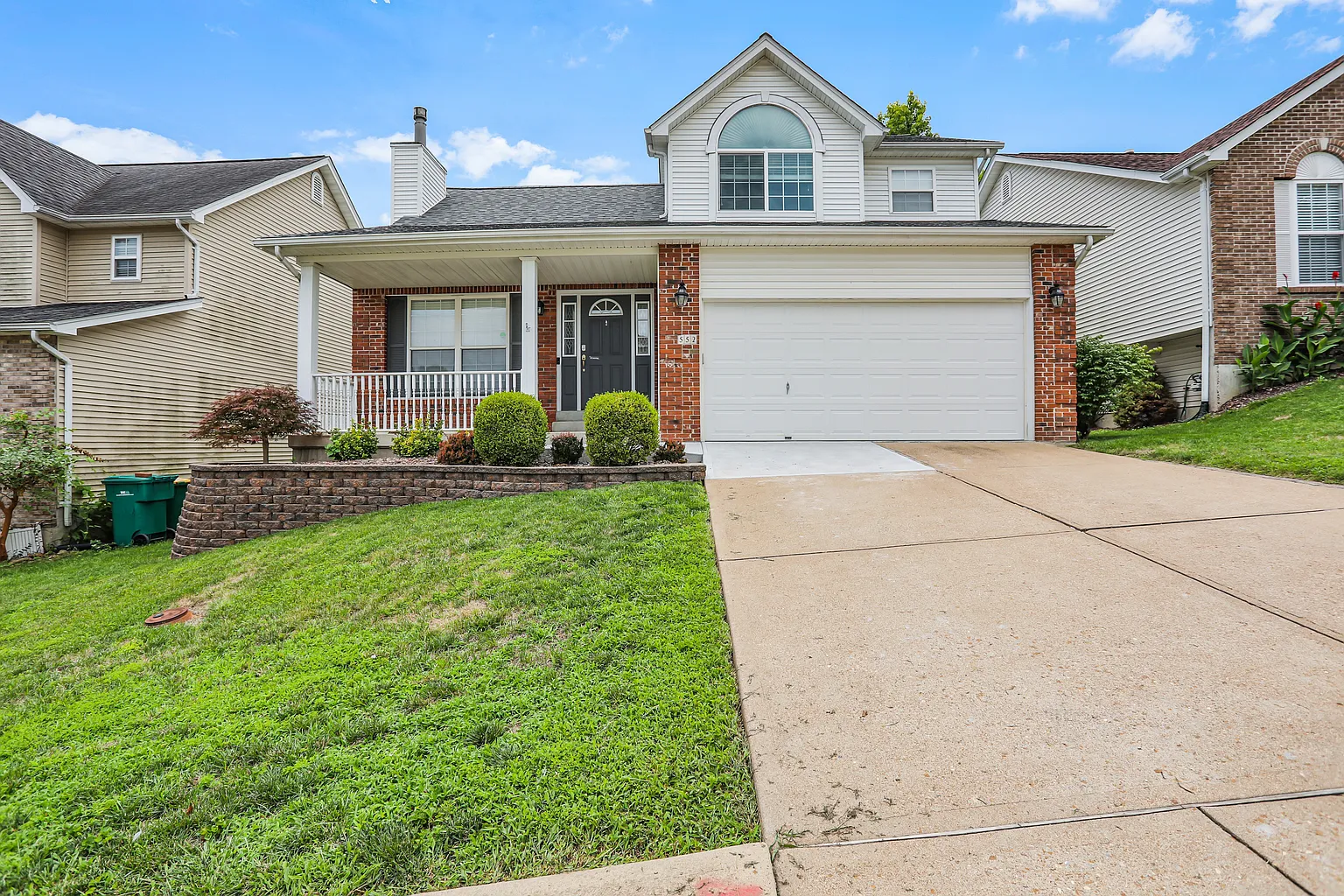 552 Winter Bluff Dr photo 1