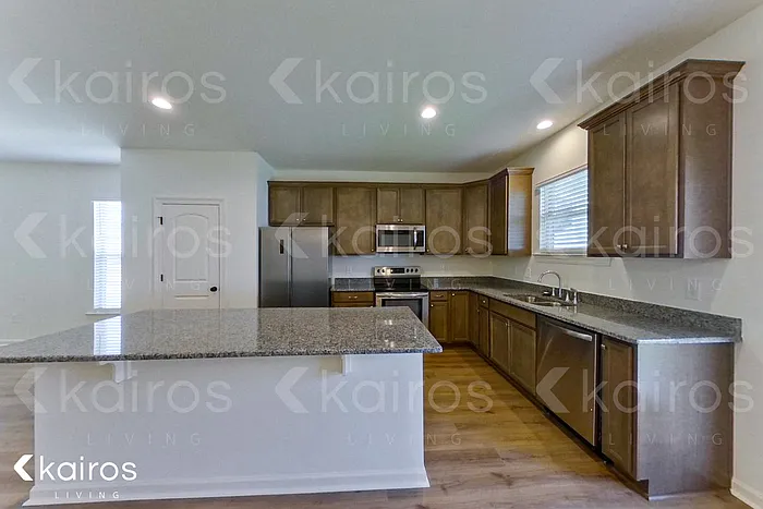 206 Teddy Ln — Photo 5