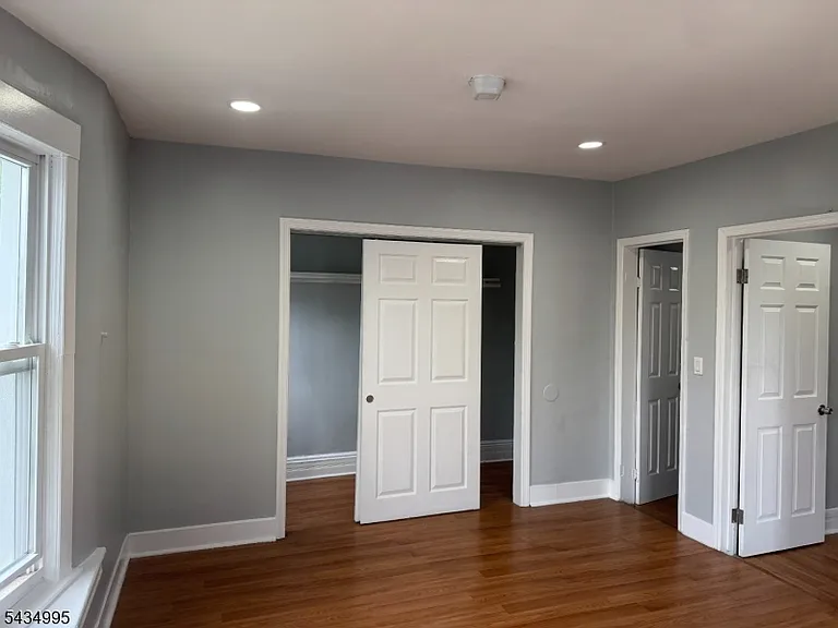 105 N Munn Ave — Photo 9