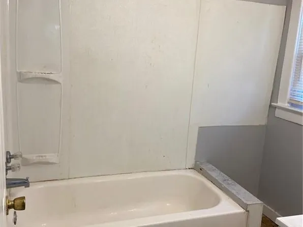 3706 Bellefontaine Ave, Kansas City, MO 64128