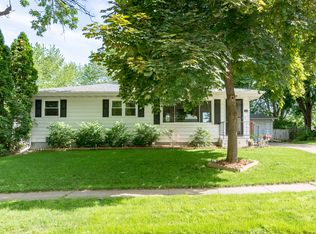 2460 22nd Ave, Marion, IA 52302