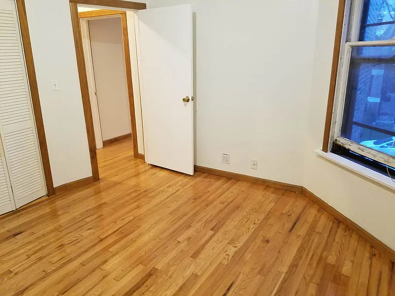 3728 N Wilton Ave #2 — Photo 8