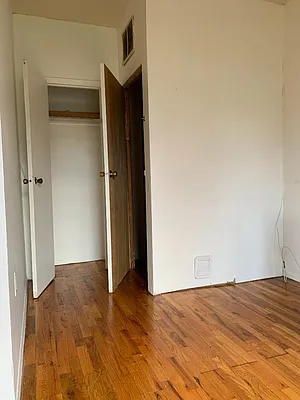 Rented by Krieger Real Estate LLC | media 22