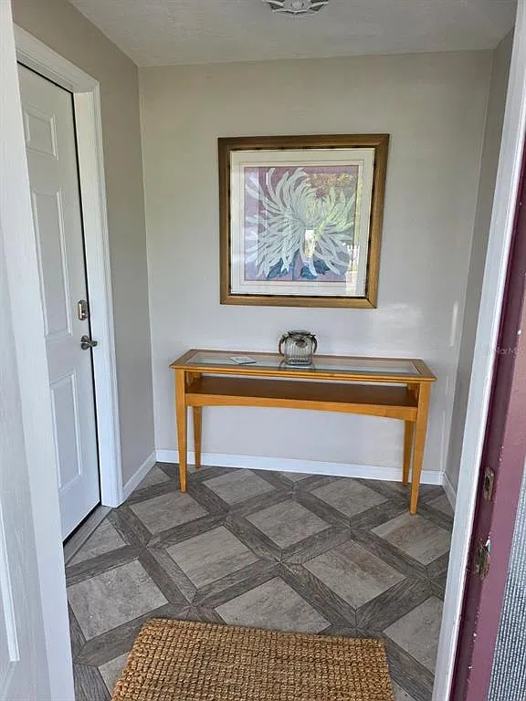 3 bed, 2.0 bath, 1200 sqft, $2,450 — Photo 3