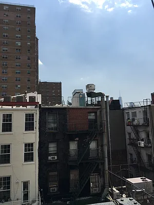 Rented by Renetta Real Estate | media 99