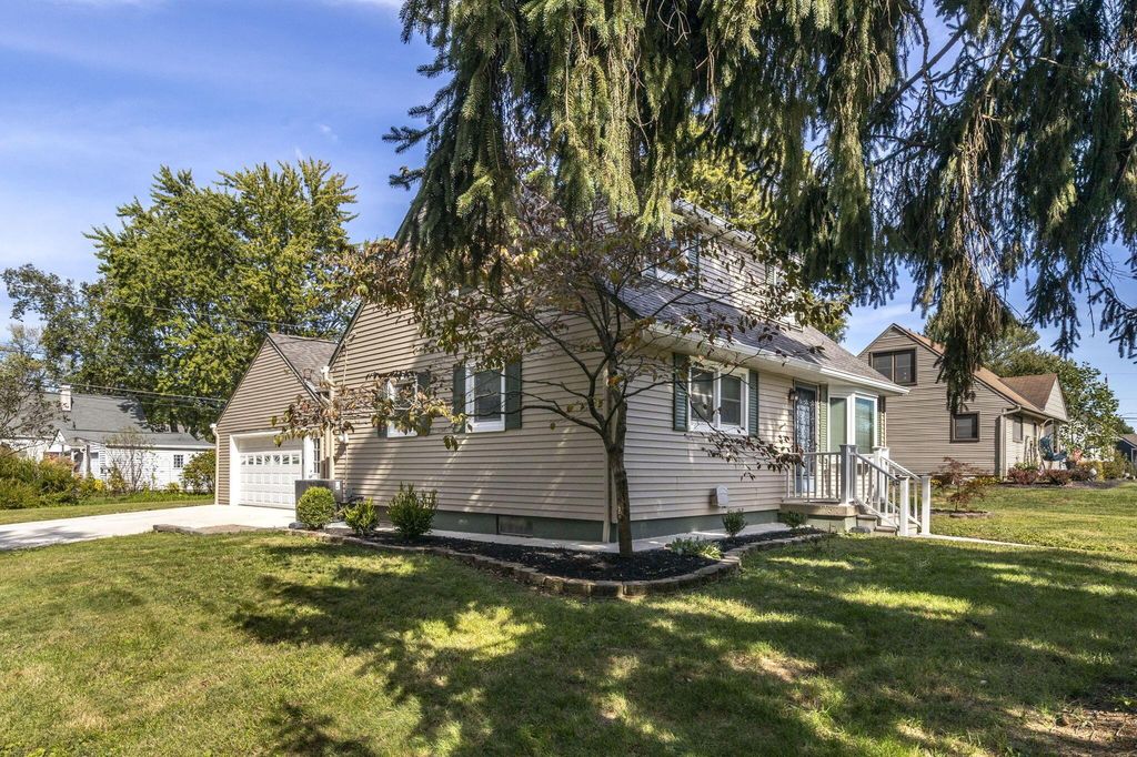 Real estate listing image