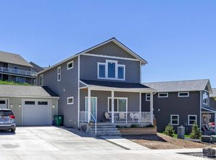 1745 E 3rd St, Moscow, ID 83843