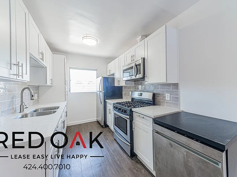 902 N Normandie Ave #7 — Photo 8