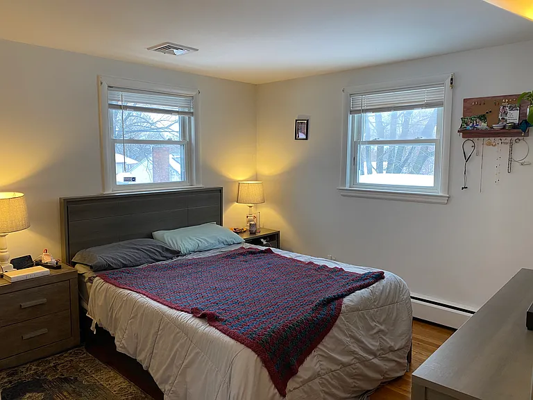 53 Dickson Ave — Photo 11