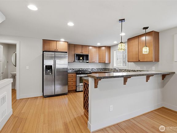 5th image of 723 N 95th Street #A