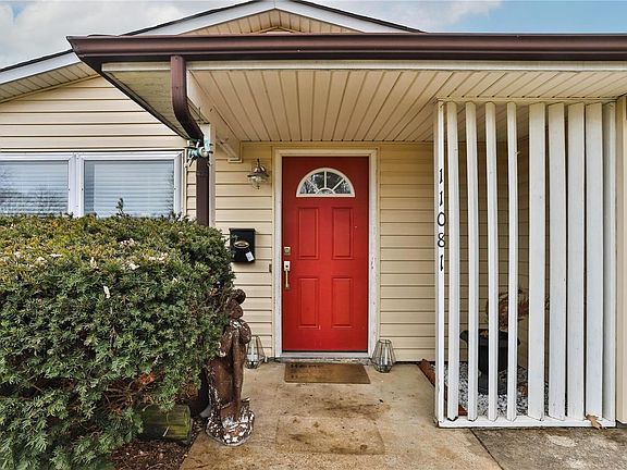 4th image of 11087 Whitehall Manor Dr