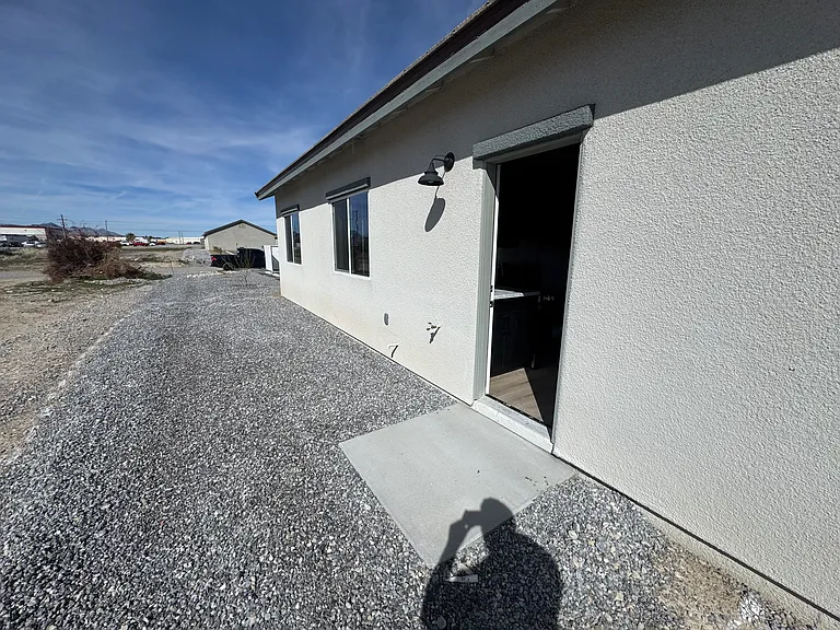 1341 E Arrowhead St #2 — Photo 31