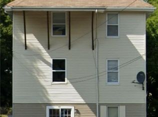 522 Willow St, Woonsocket, RI 02895