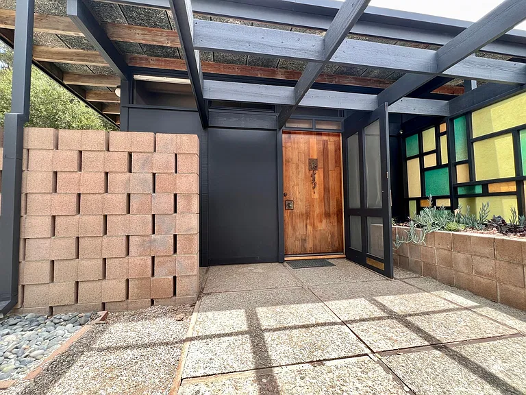 Carne Rd — Photo 5
