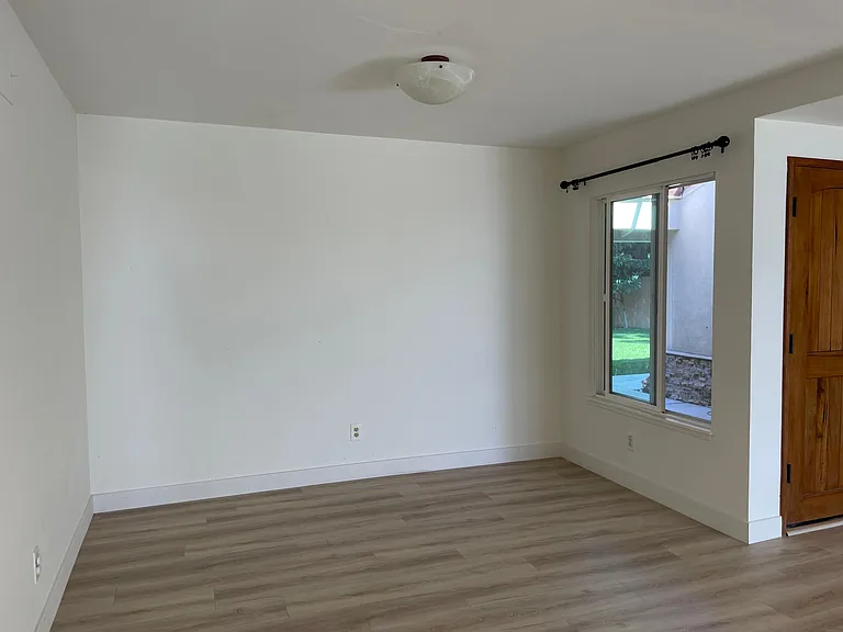 28607 Covecrest Dr — Photo 8
