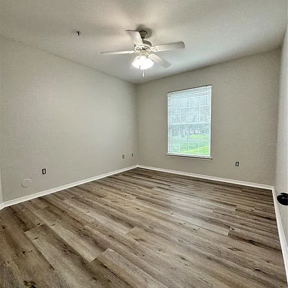 10023 Courtney Palms Blvd #101 — Photo 9