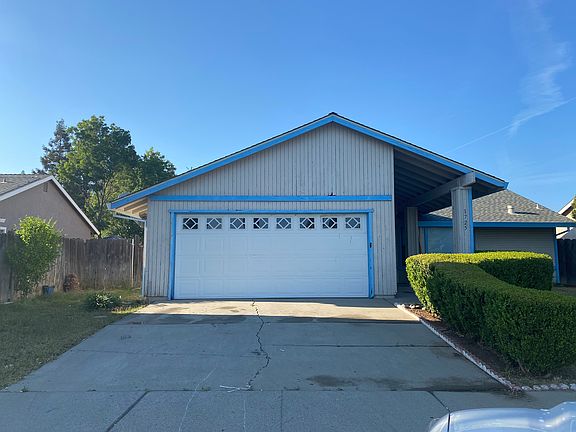 2nd image of 1725 Sandpiper Dr