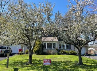 500 Juniper St, Warminster, PA 18974