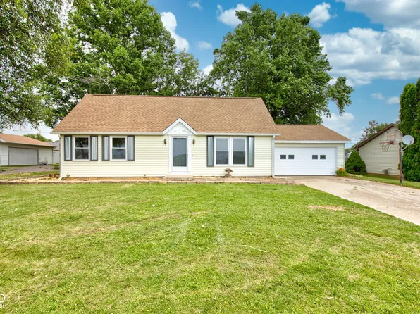 906 E 150 S, Crawfordsville, IN 47933