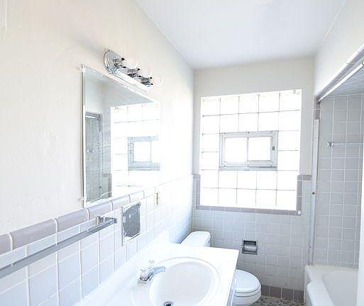4th image of 8419 Braddock Dr