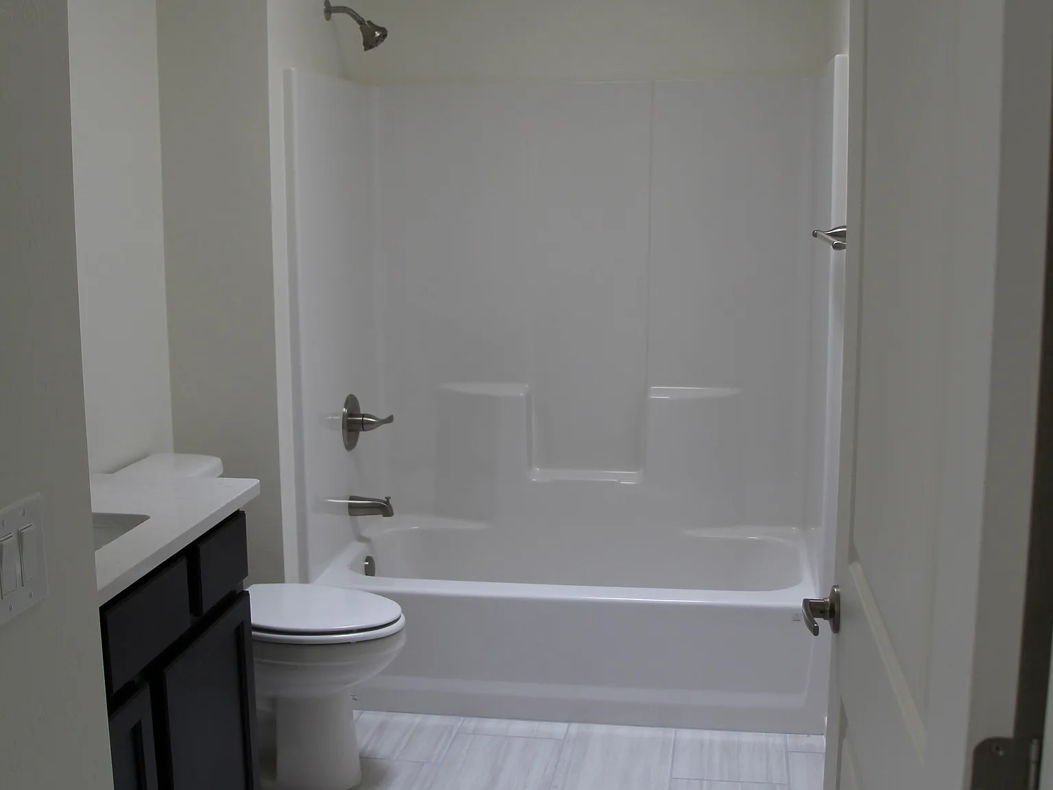 2 bed, 1560 sqft, $1,700 — Photo 2