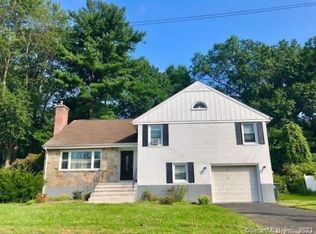 66 Haynes Rd, West Hartford, CT 06117