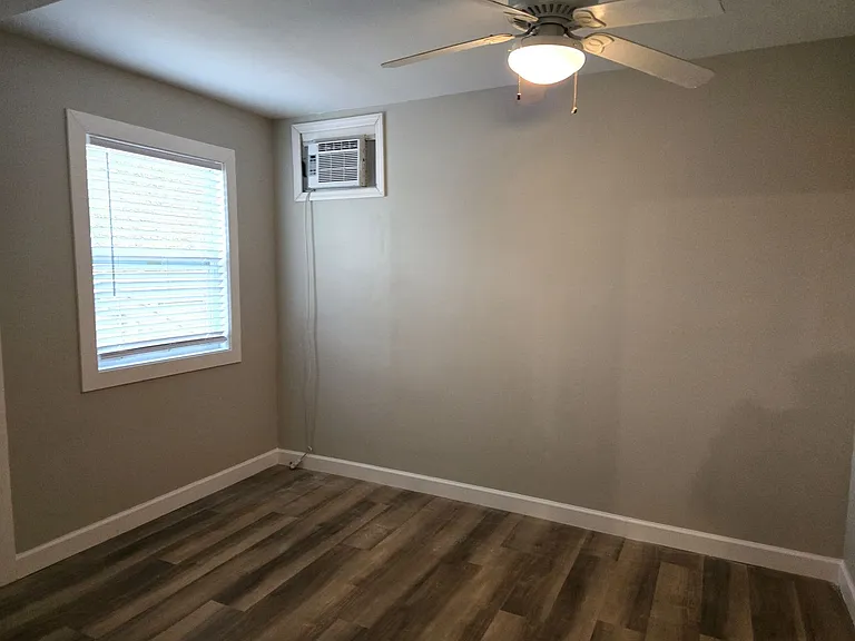 1092 Winding Oak Trl — Photo 10
