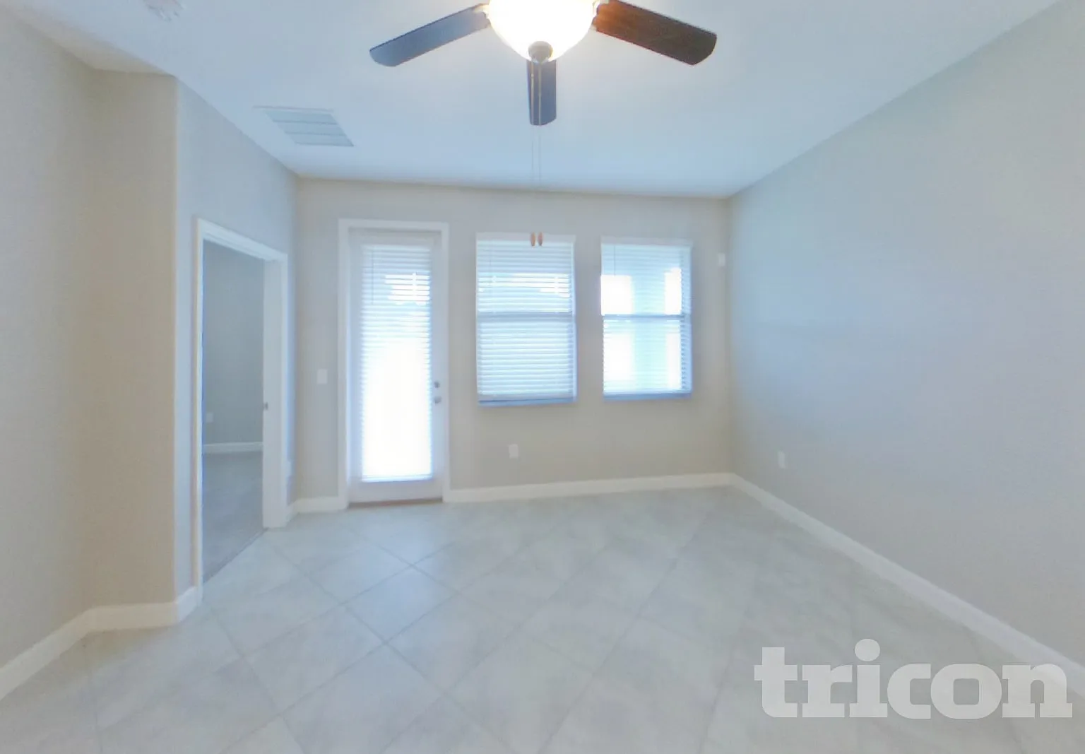 9735 Ivory Drive Ruskin FL — Photo 2