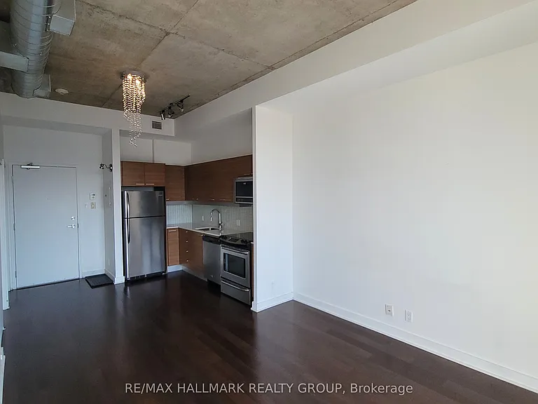 354 Gladstone Ave #907 — Photo 11