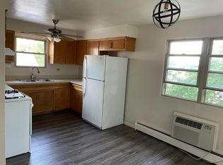 2637 New St #3E, Blue Island, IL