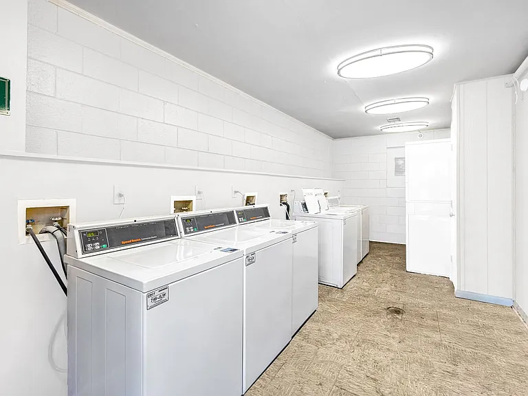 Cascade Oaks Apartments — Photo 21