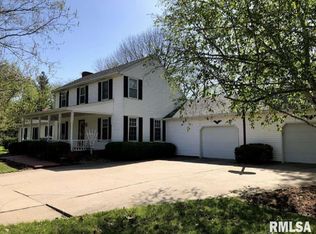 7 Prairie Rd, Macomb, IL 61455