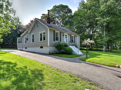 818 Alling Road, Orange, CT, 06477