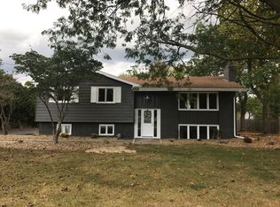 210 Earl Dr, Warren, OH