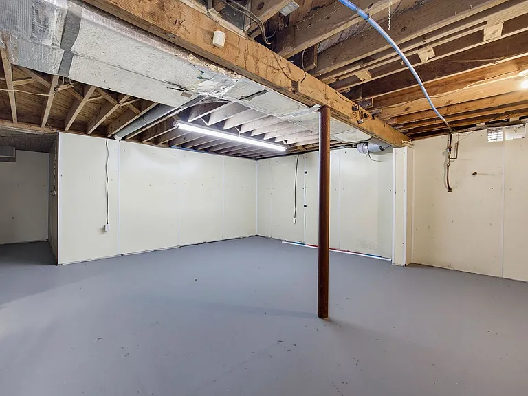 3051 Highland Dr SE — Photo 23