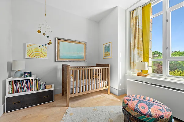 Sold by Compass | media 10