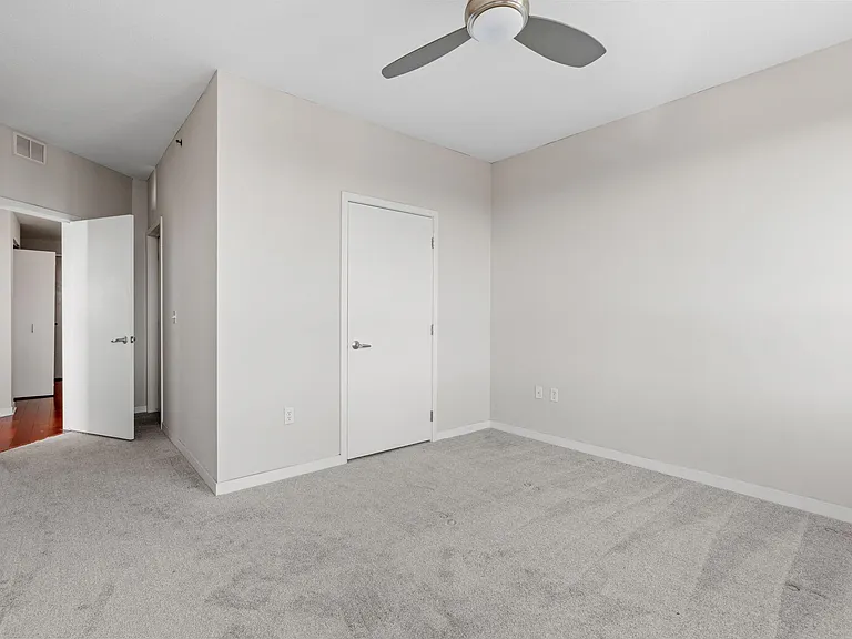 929 Portland Ave #2005 — Photo 14