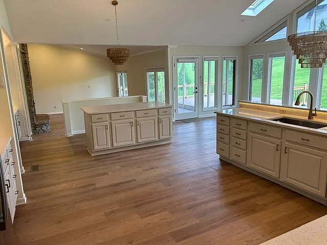 458 E Fox Den Dr — Photo 5