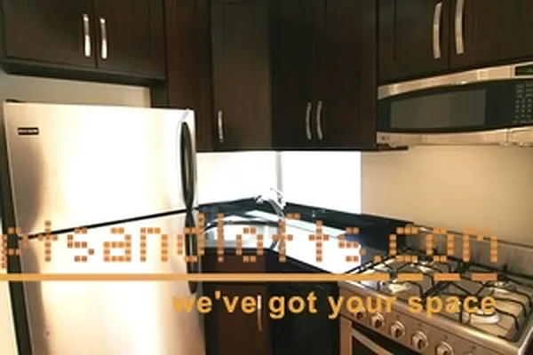 Rented by aptsandlofts.com | media 27