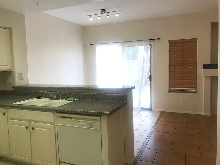 3548 W Whispering Wind Dr — Photo 11