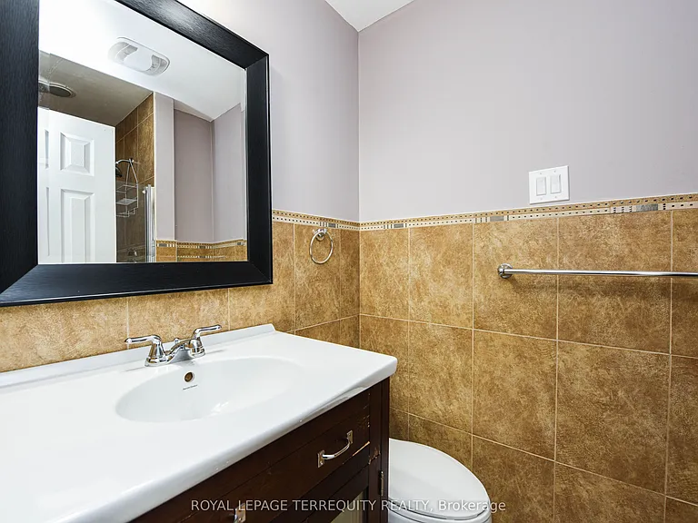 48 Montjoy Cres — Photo 19