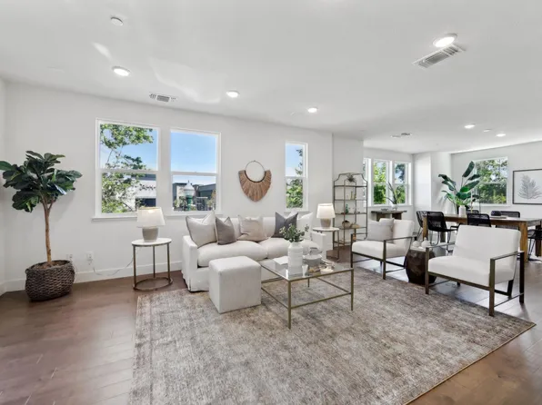 2655 5th St, Alameda, CA 94501