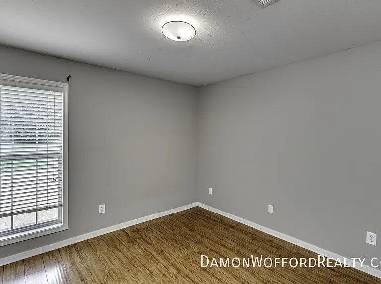 131 Hunters Row — Photo 30