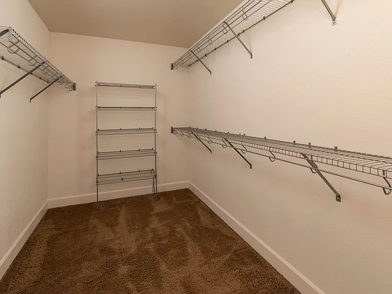 20285 Schaeffer Dr — Photo 17