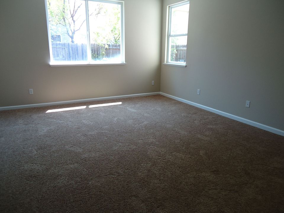 2nd image of 1426 Samantha Creek Dr