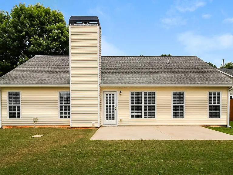 180 Lake Cove Approach — Photo 16