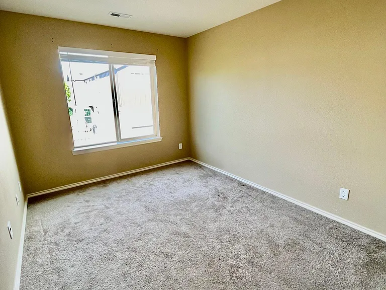 6457 NW Dingo Dr — Photo 11